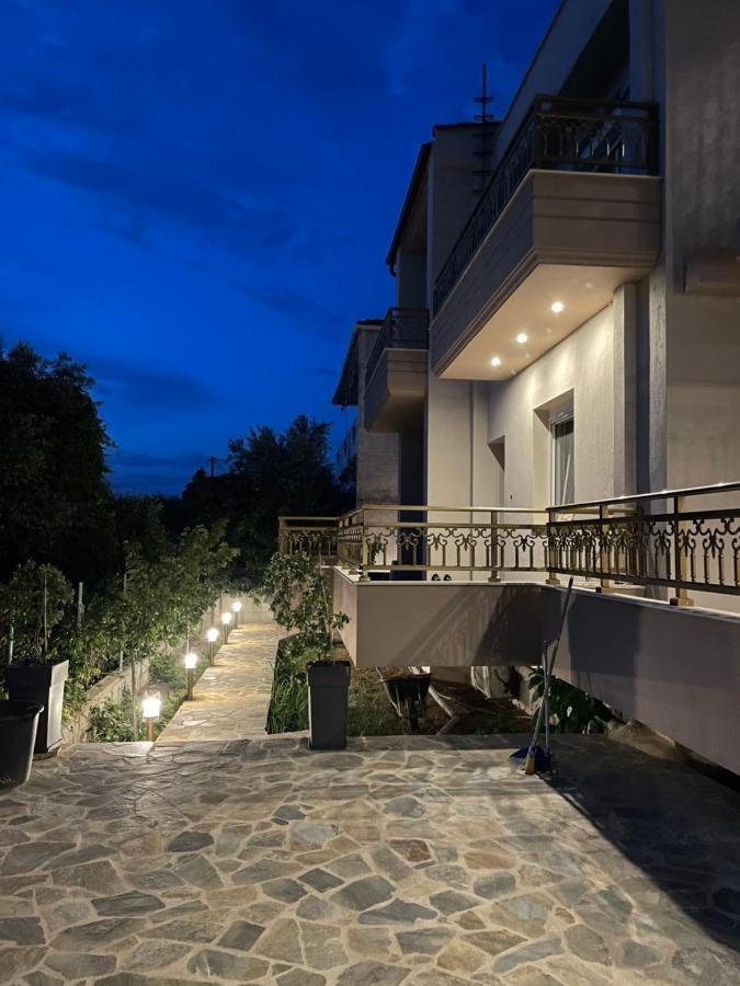 Pasithea House Apartment *